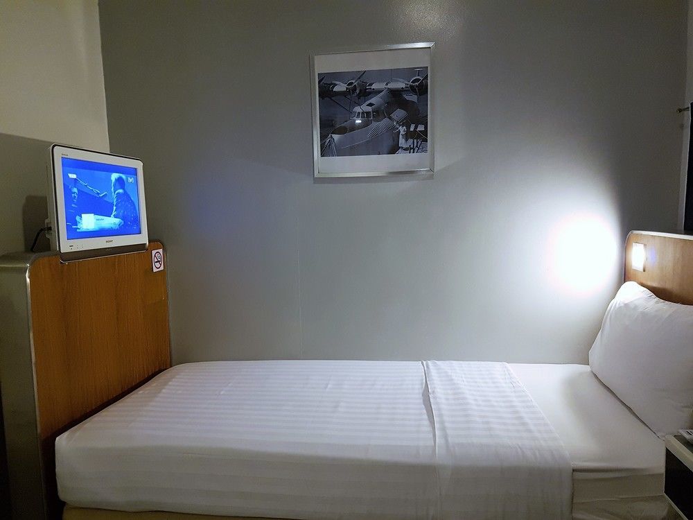 เดอะคลิปเปอร์โฮเต็ล Apartment มะนิลา ภายนอก รูปภาพ